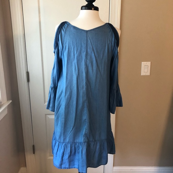 Crown and Ivy Chambray Dress - Picture 2 of 3